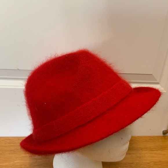 Something Special SS LA Hat Womens Red Bucket 80% Angora 20% Nylon Fuzzy Cloche - Picture 2 of 6